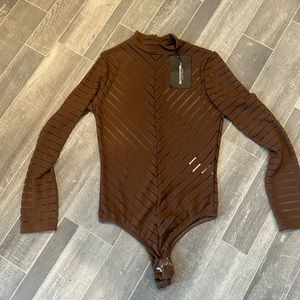 Pretty little thing top